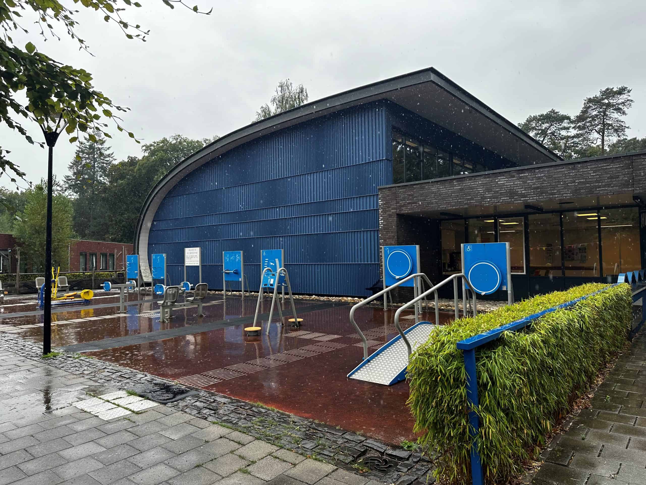 Sfeerbeeld buiten: Zwembad De Bies bij Bartiméus in Doorn